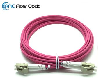 LC à la courbure OM4 50/125 duplex de câble de correction de fibre de Sc violets peu sensible