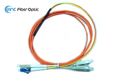 Na adapté aux besoins du client de fibre optique 0,22 de noyau de la corde de correction de puissance élevée 200um 400um 600um 1000um
